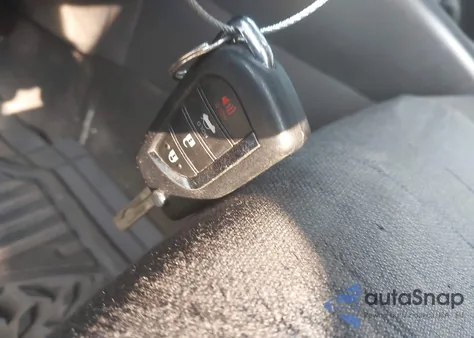 2021 Toyota Corolla Le z USA, uszkodzony, nr VIN JTDEPMAEXMJ139393